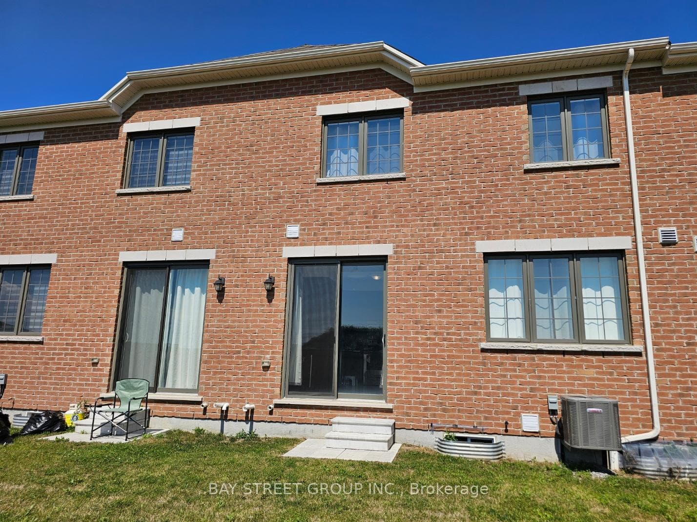 41 Broden Crescent photo 28