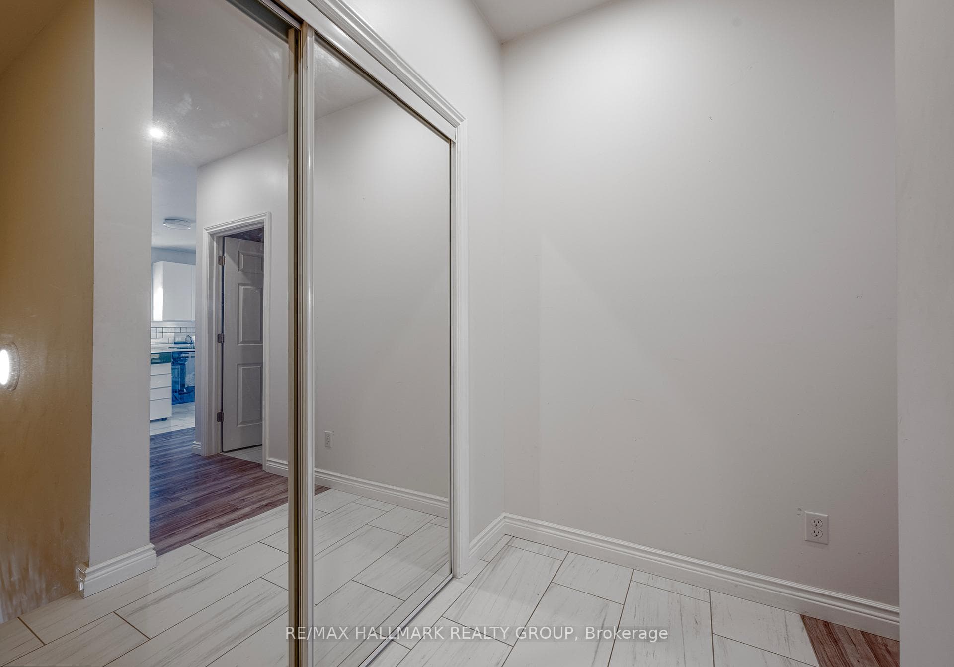 117 Drummond Street photo 3
