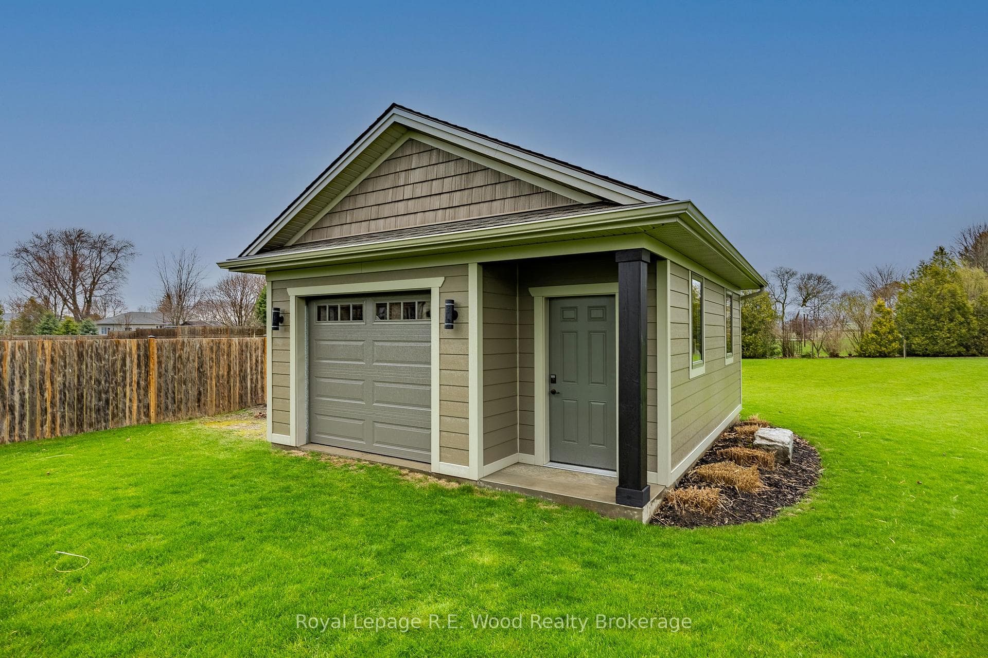 26 Millcreek Court photo 44