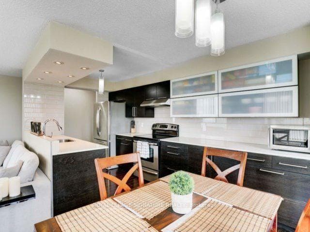 3 Hickory Tree Road Unit 811 photo 11
