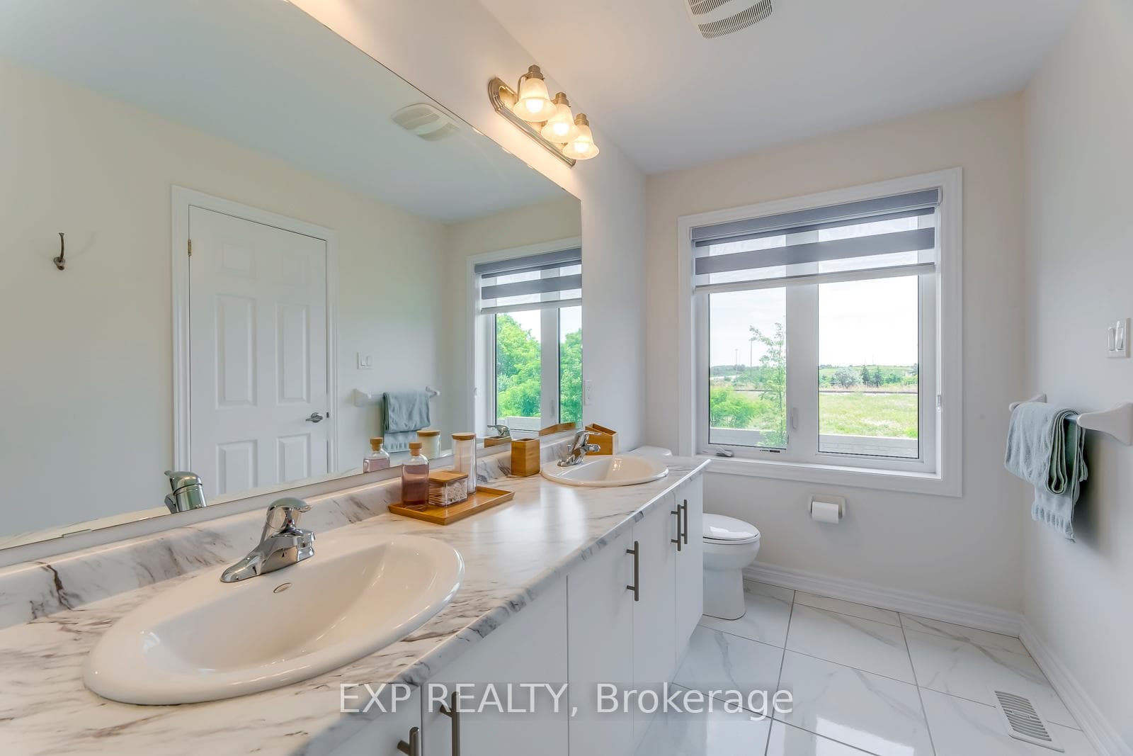166 Deerpath Drive Unit 46 photo 24