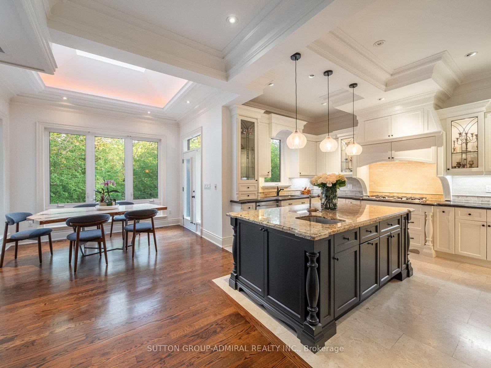 35 Wentworth Avenue photo 10