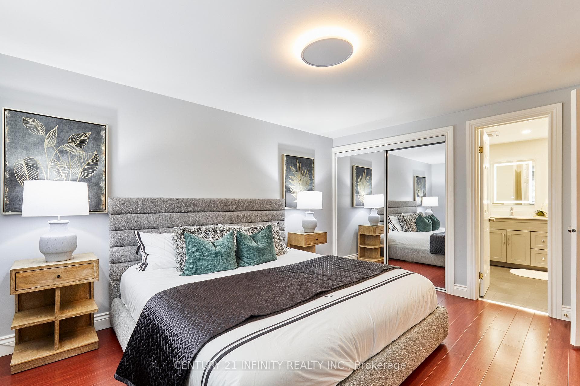24 Kenton Court photo 26