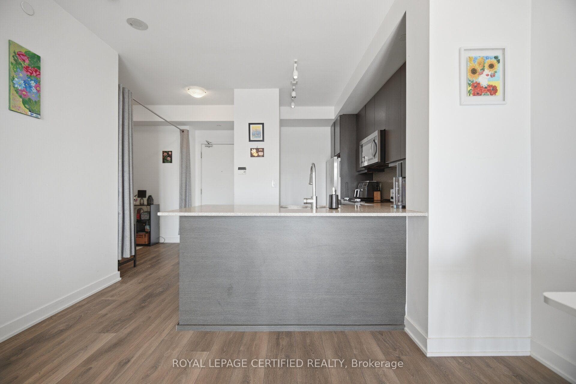 4633 Glen Erin Drive Unit 710 photo 14