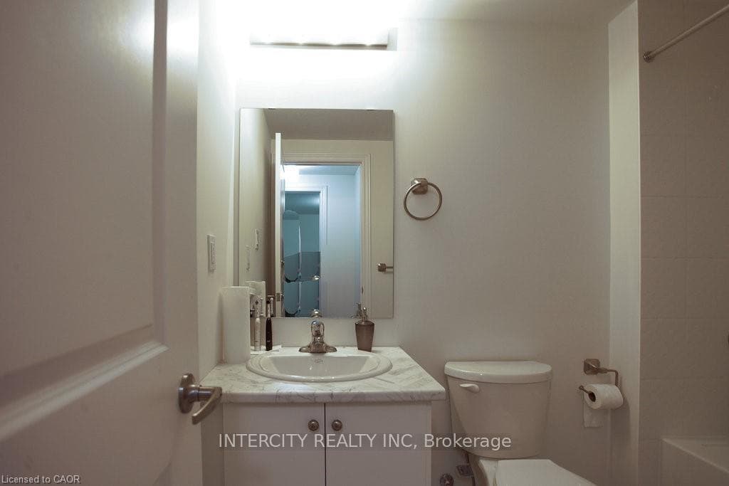 110 DURHAM AVENUE Avenue photo 27