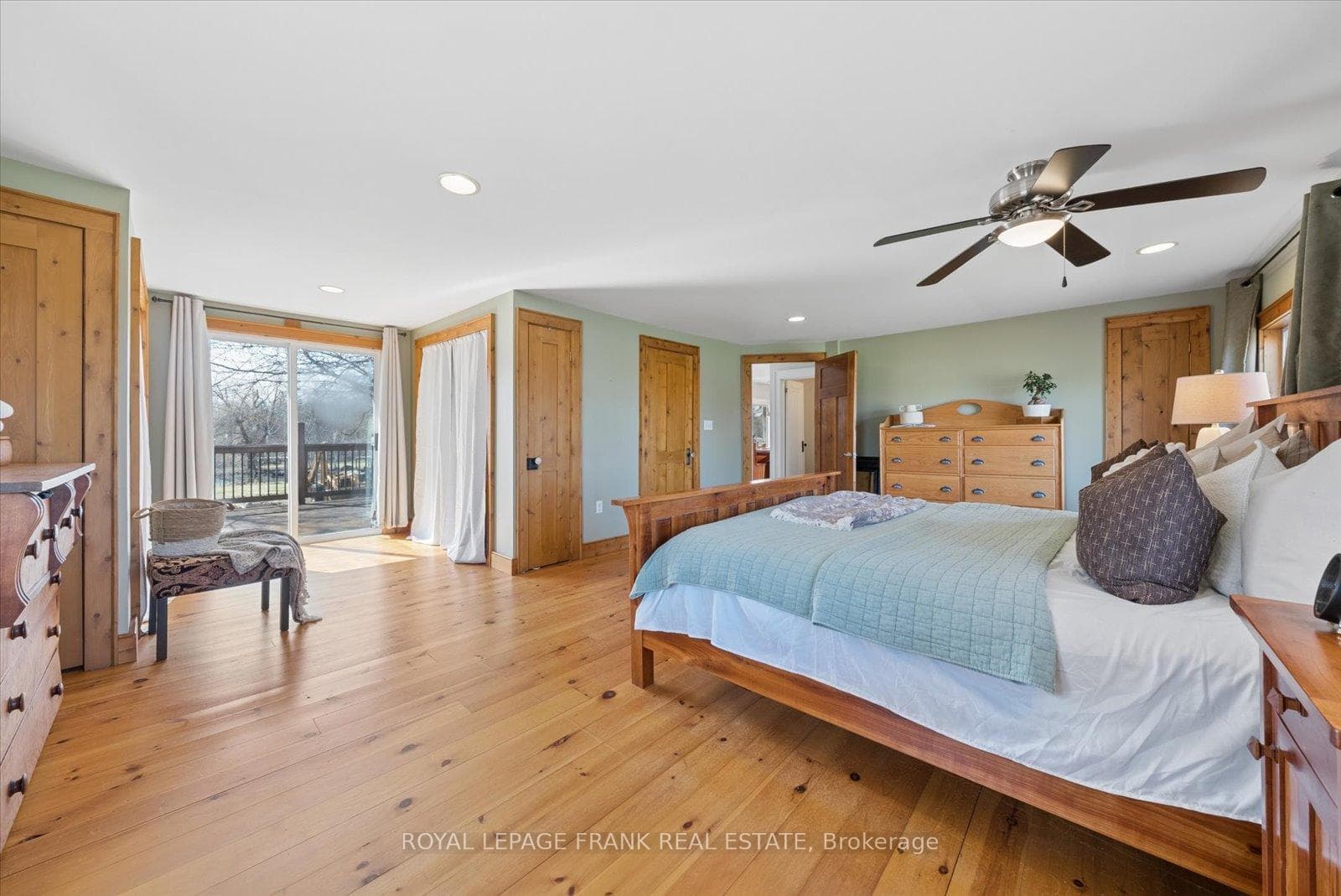 169 Valentia Road photo 20