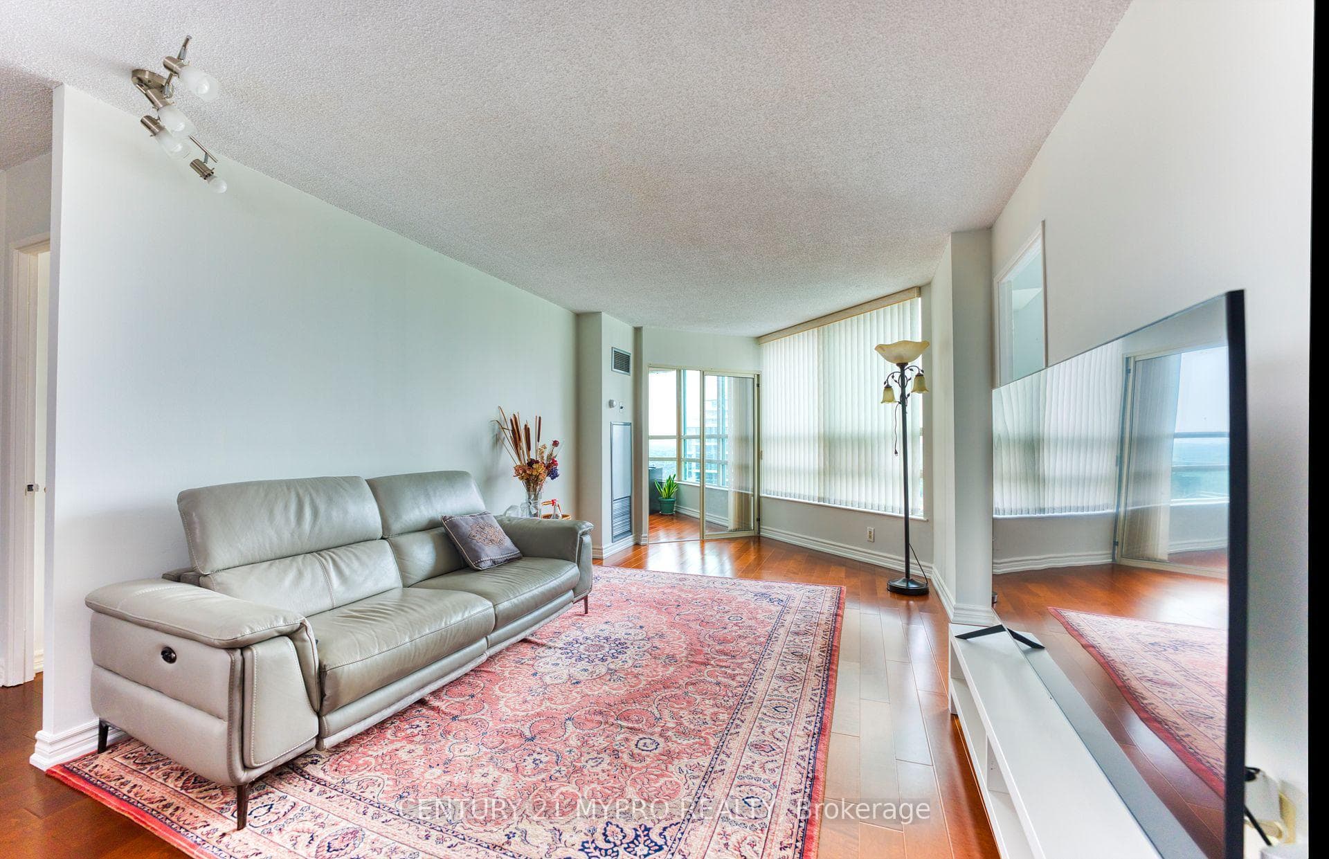 7805 Bayview Avenue Unit #1325 photo 16