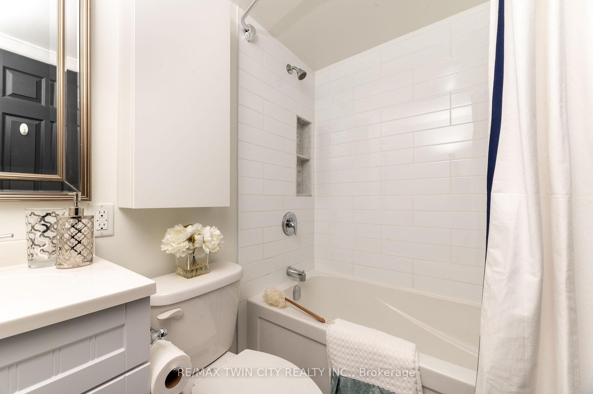 200 Charlton Avenue Unit 303 photo 15