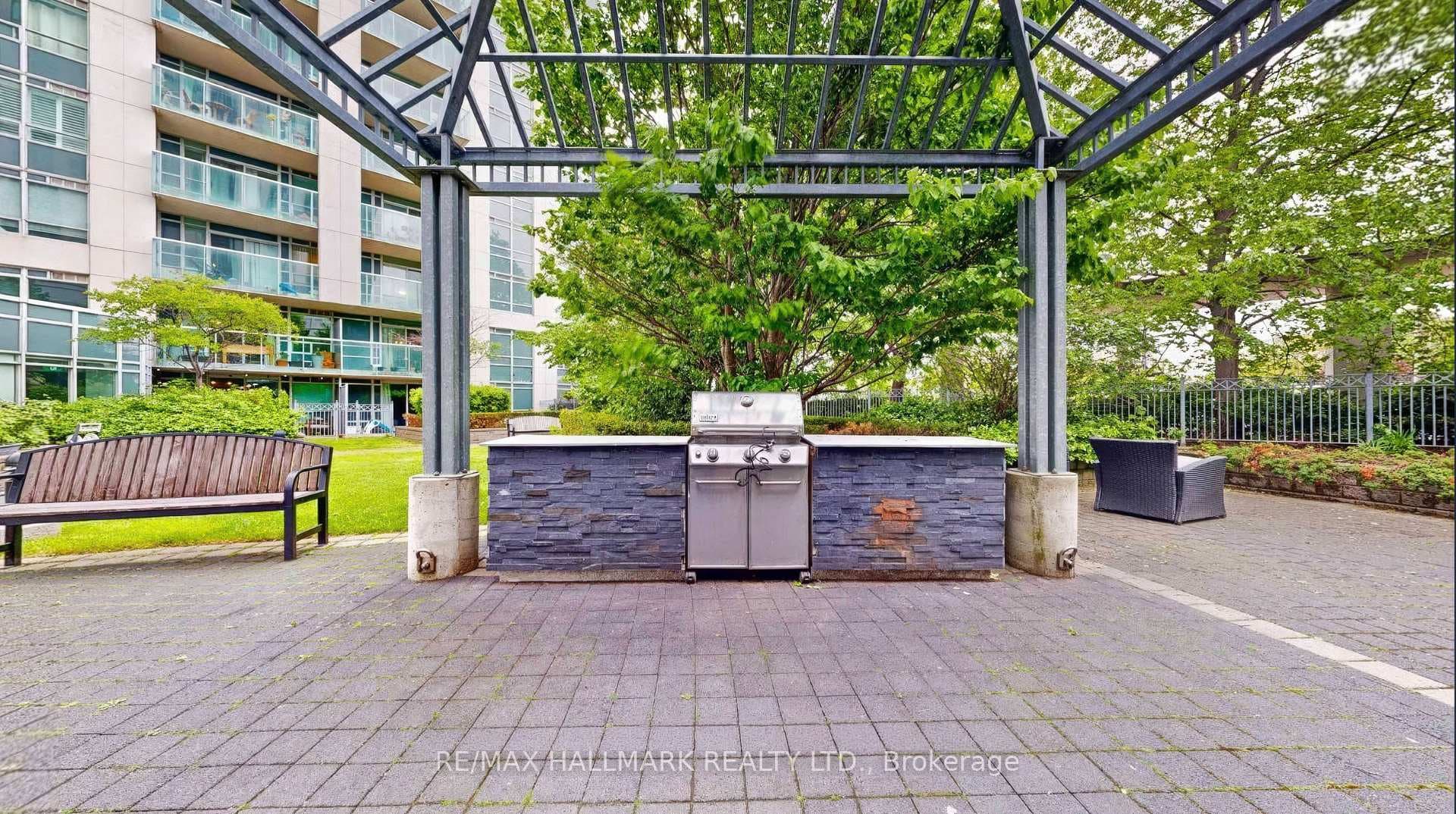 16 Harrison Garden Boulevard Unit 1809 photo 32