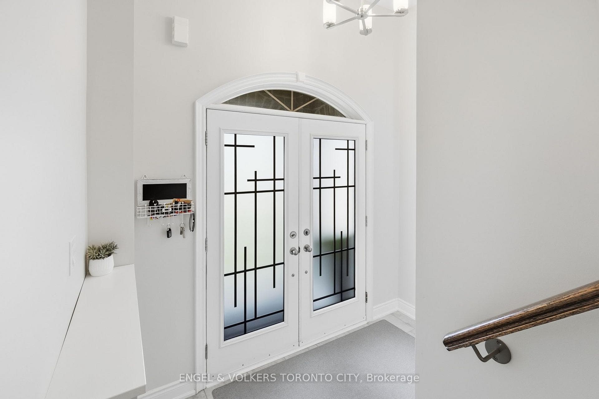 3 Arnold Crescent photo 9
