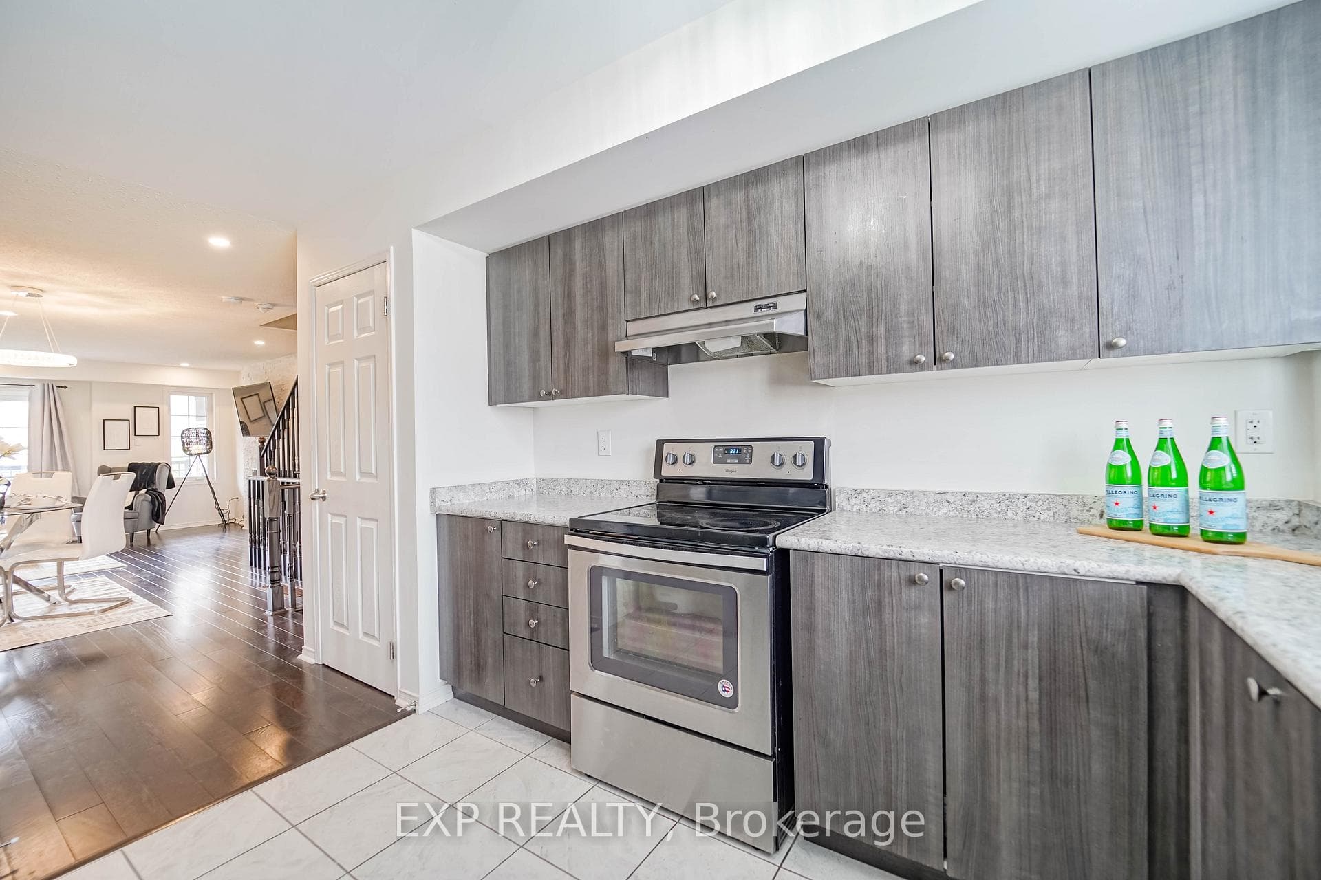 2560 Bromus Path photo 5