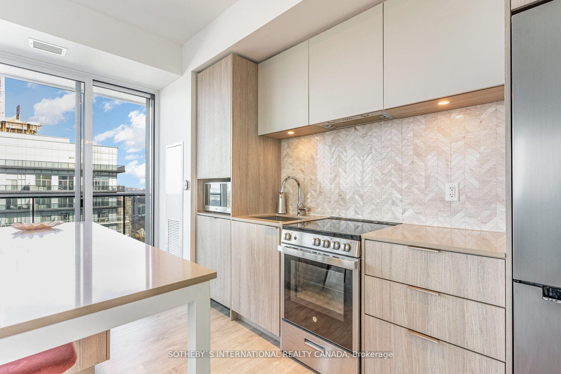 70 Annie Craig Drive Unit 5102 photo 13