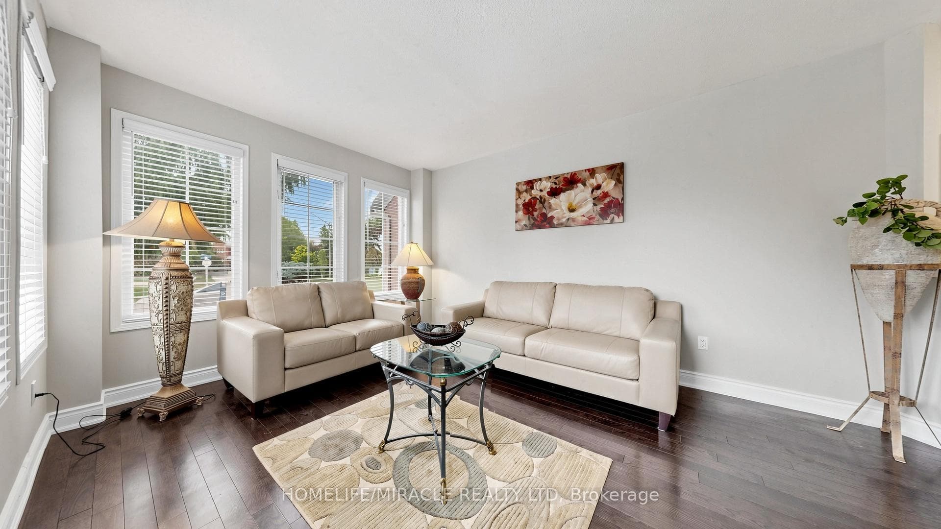2873 Peacock Drive photo 6