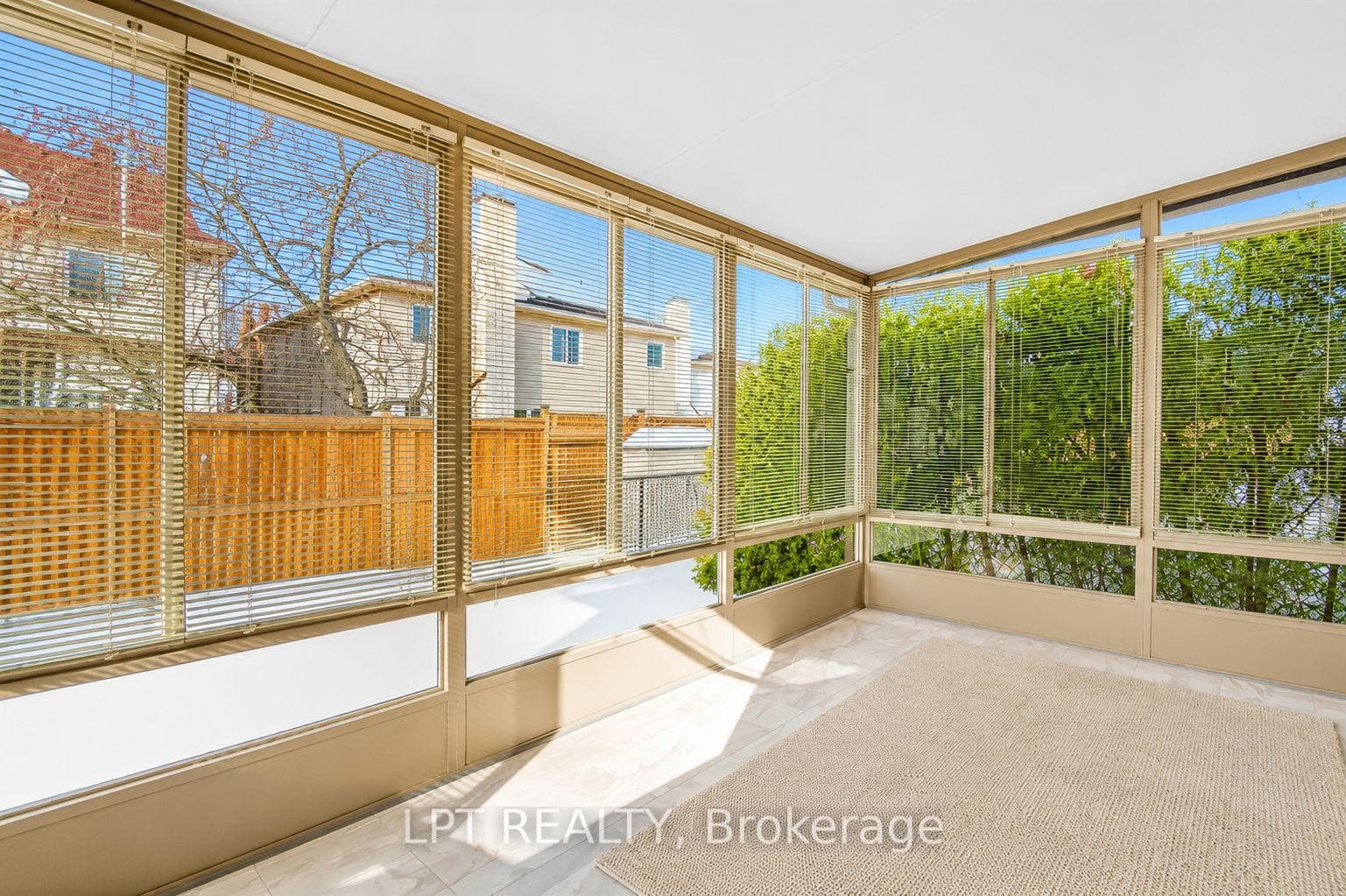 84 Newborough Crescent photo 7