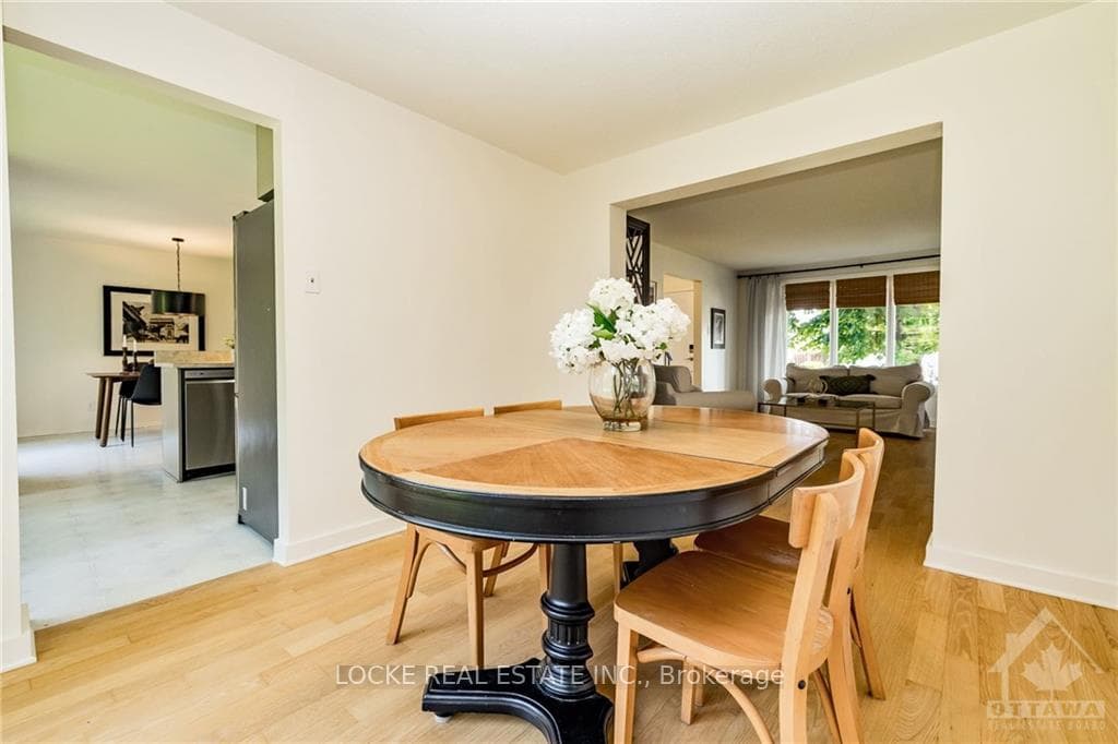 1826 WOODHAVEN Heights photo 10