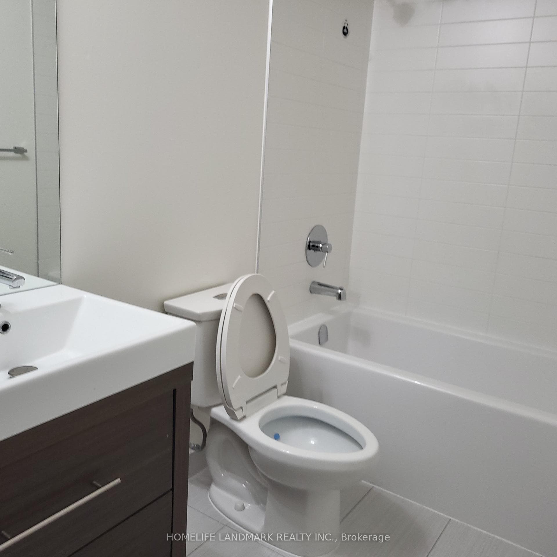 66 Forest Manor Road Unit 2511 photo 9