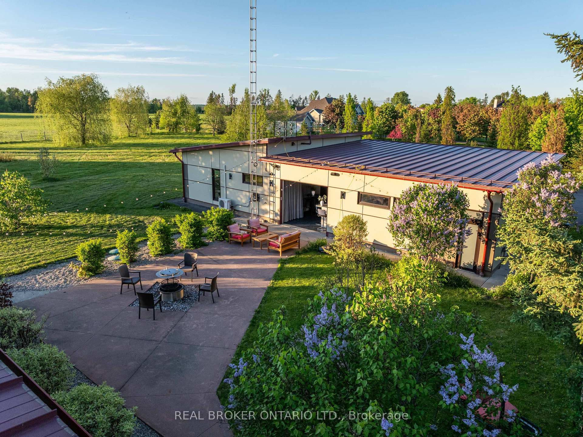 5879 Leitrim Road photo 48
