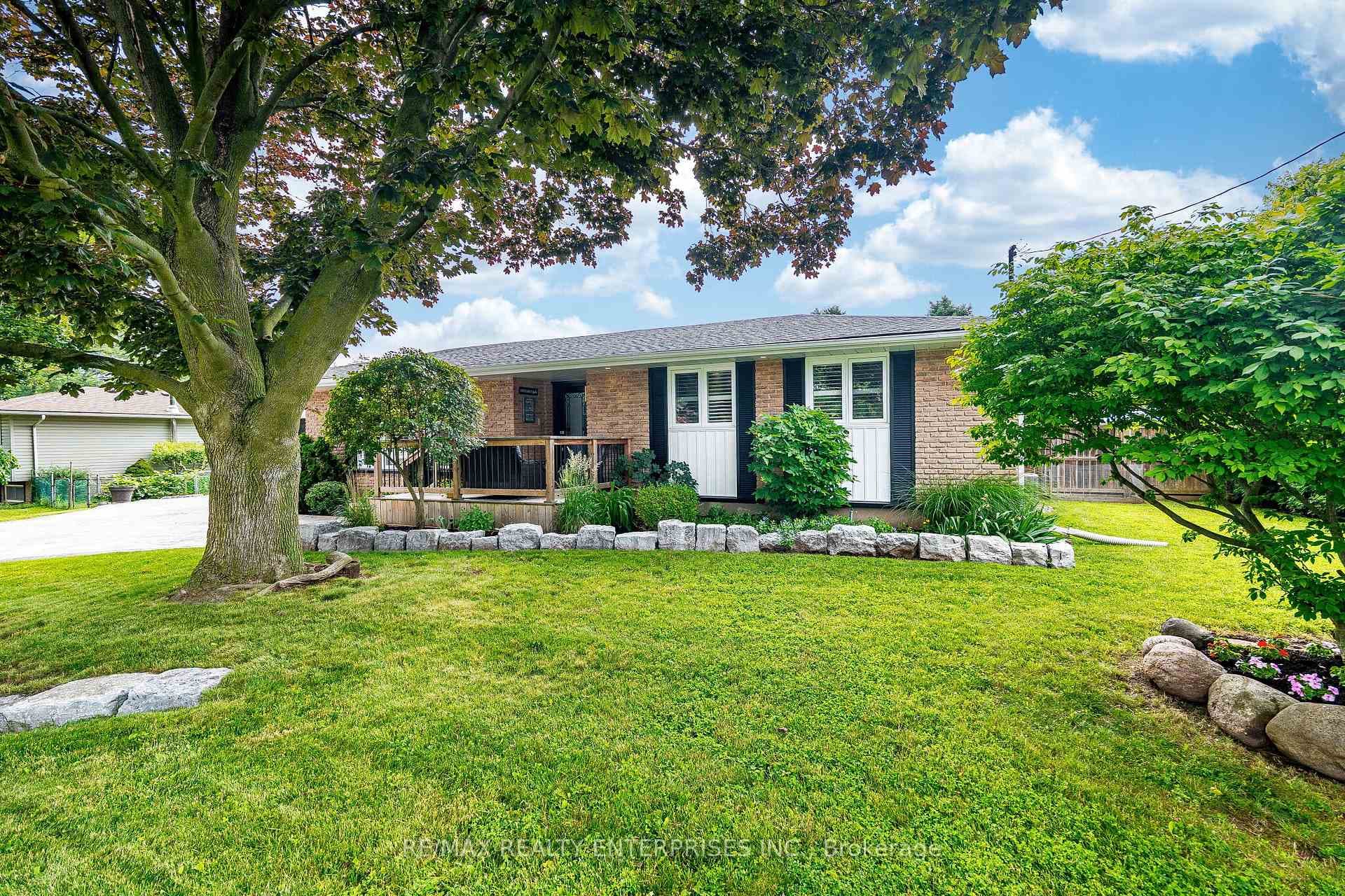 19 Baker Road photo 1