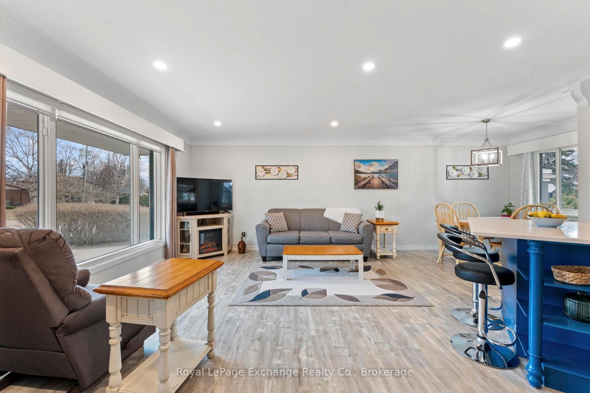 219 Kingsway Street photo 16