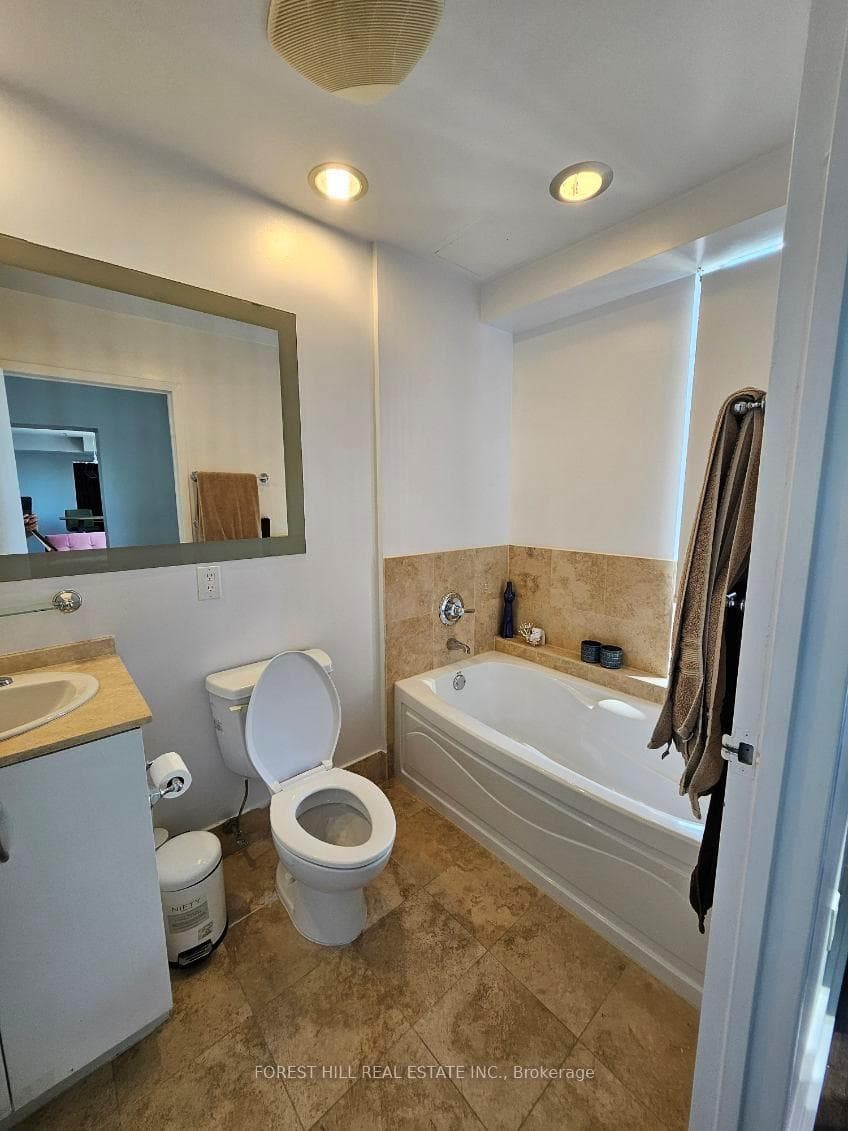 1 King Street Unit 4401 photo 5
