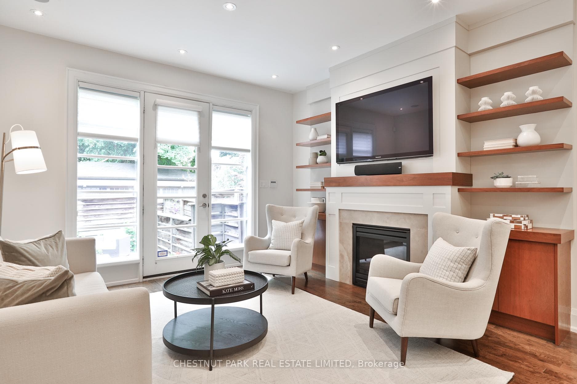 75 Soudan Avenue photo 15