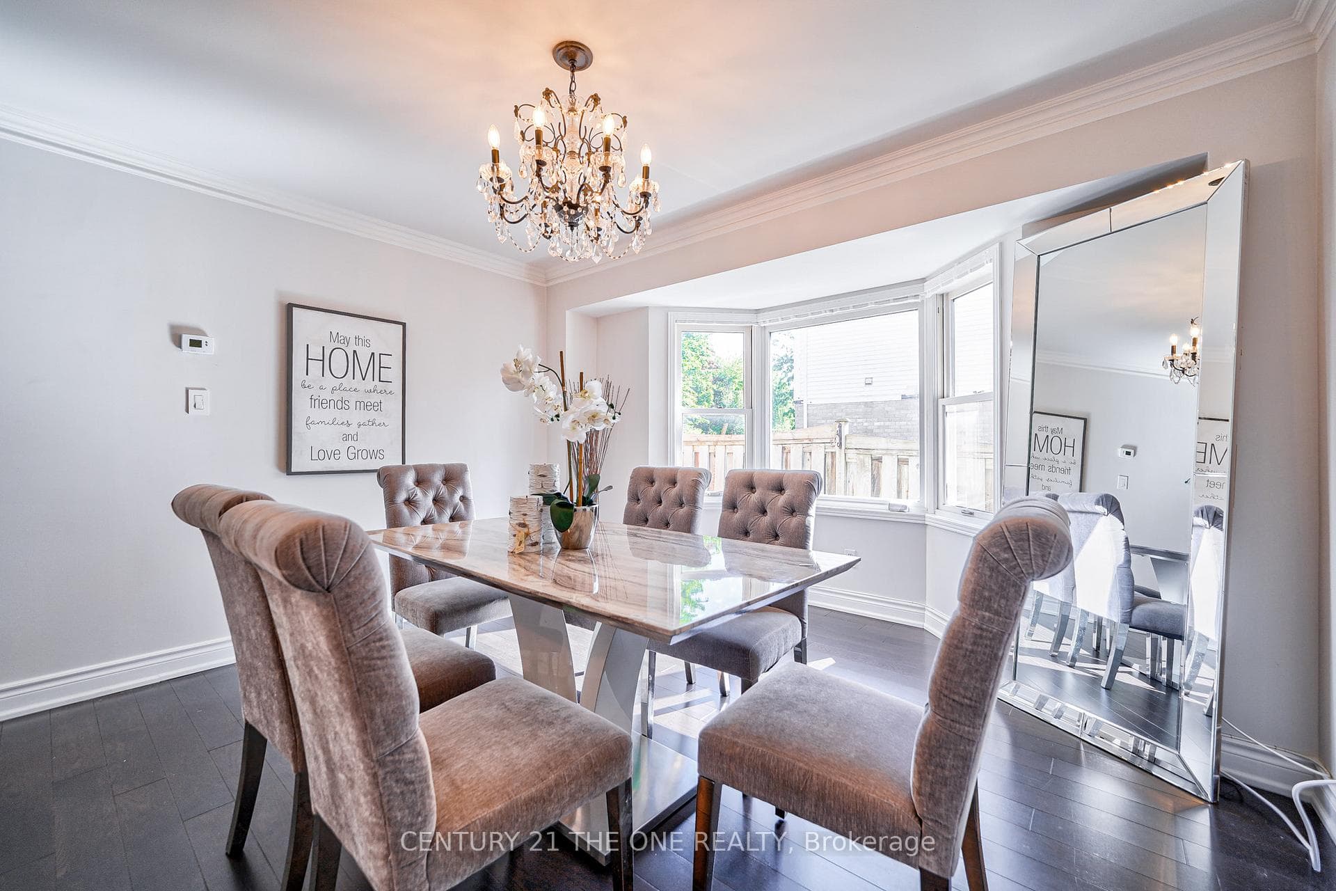 574 Carlton Road photo 10