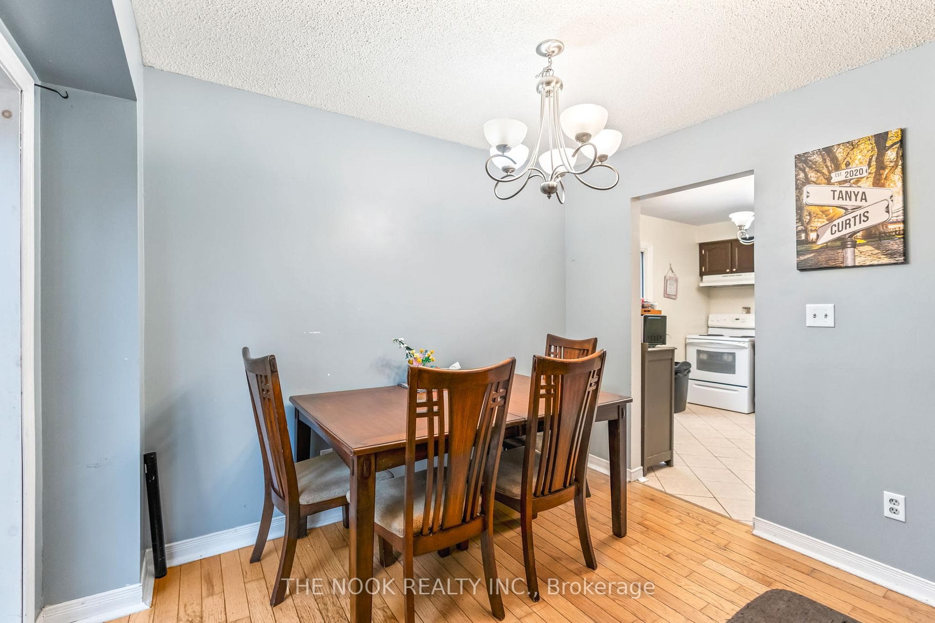 96 Kirby Crescent photo 12
