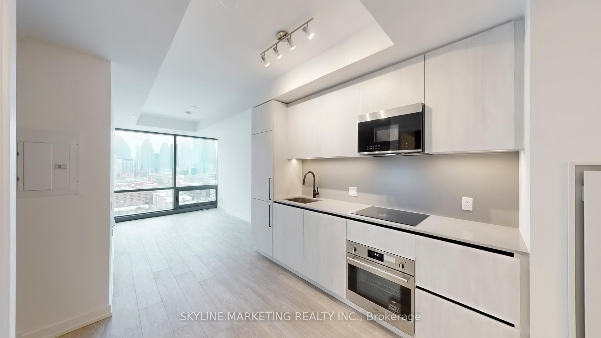 35 Parliament Street Unit 2105 photo 12