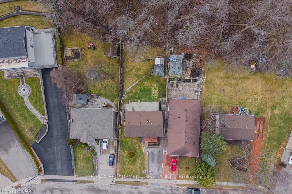 76 MARGARET Avenue photo 21