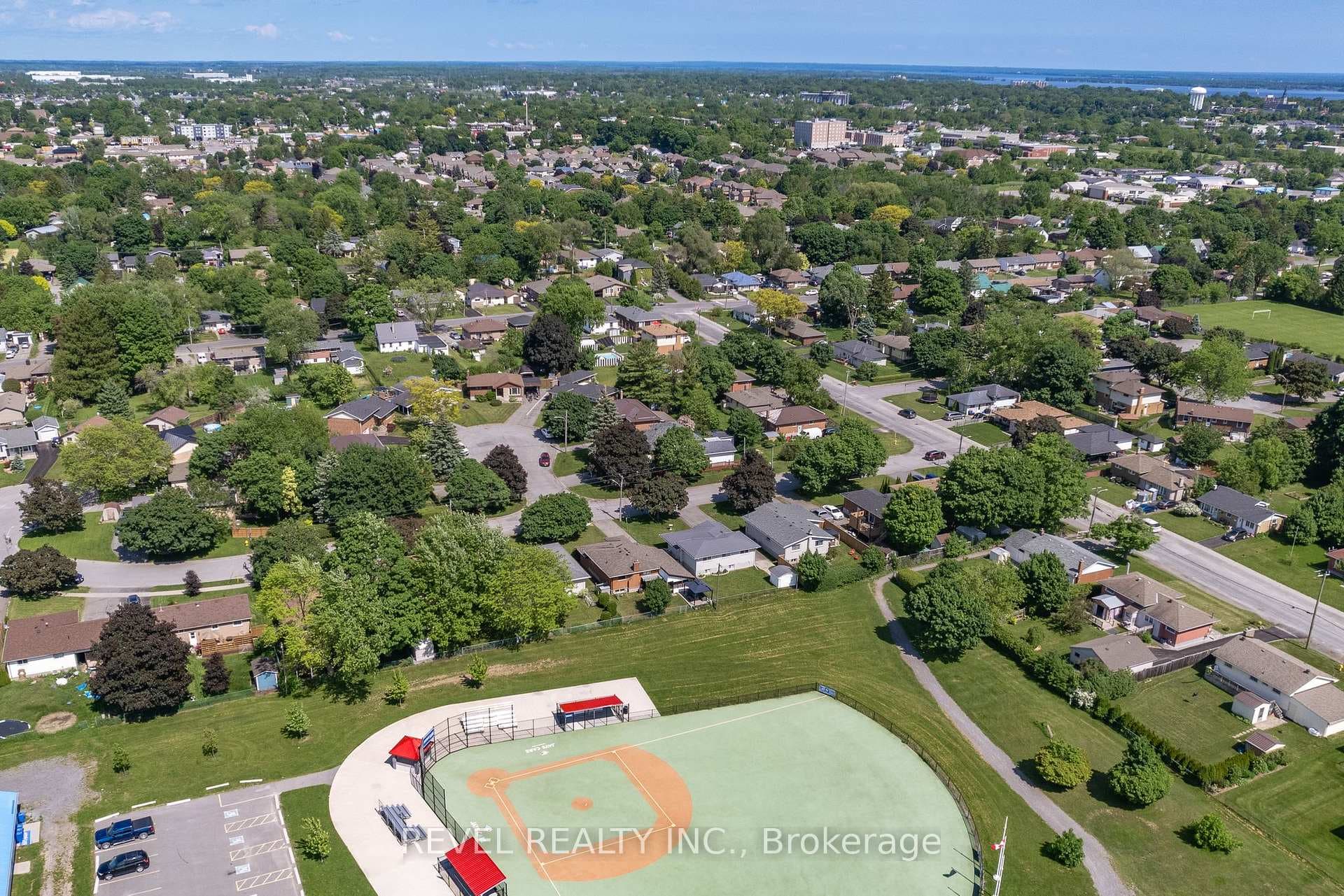 110 Glendale Road photo 34