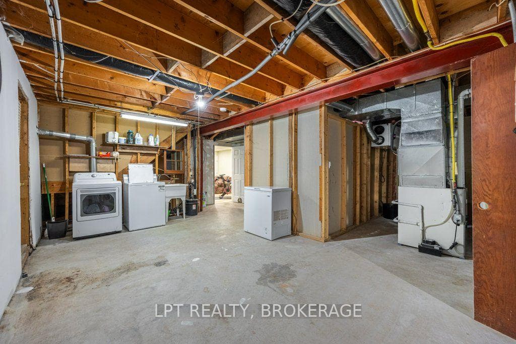 2978 Pine Grove photo 29