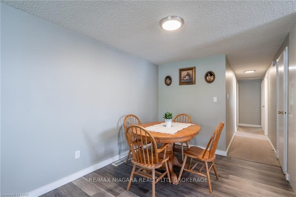 30 MCCORDICK Drive photo 8