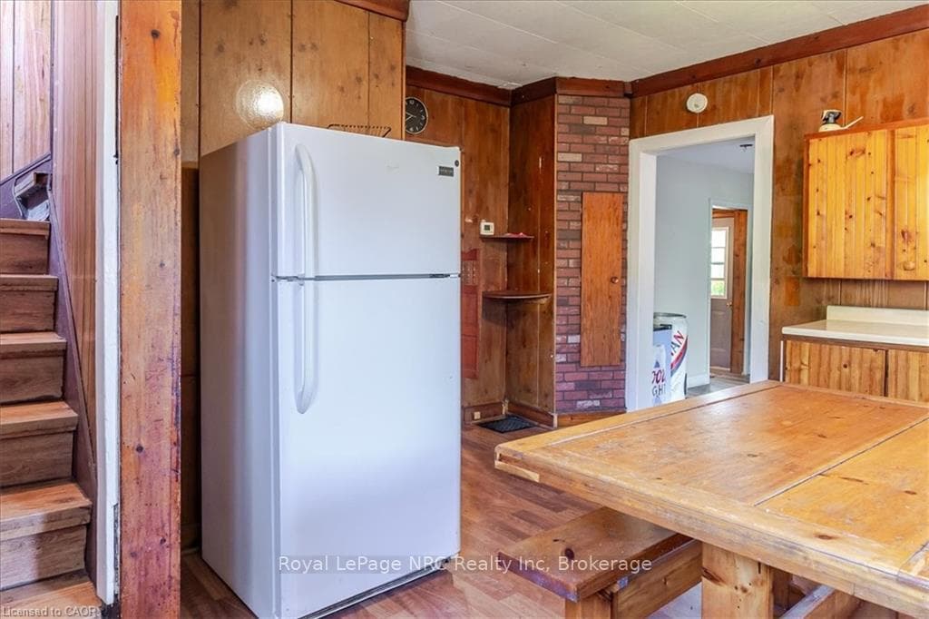 382 Beach Boulevard photo 35