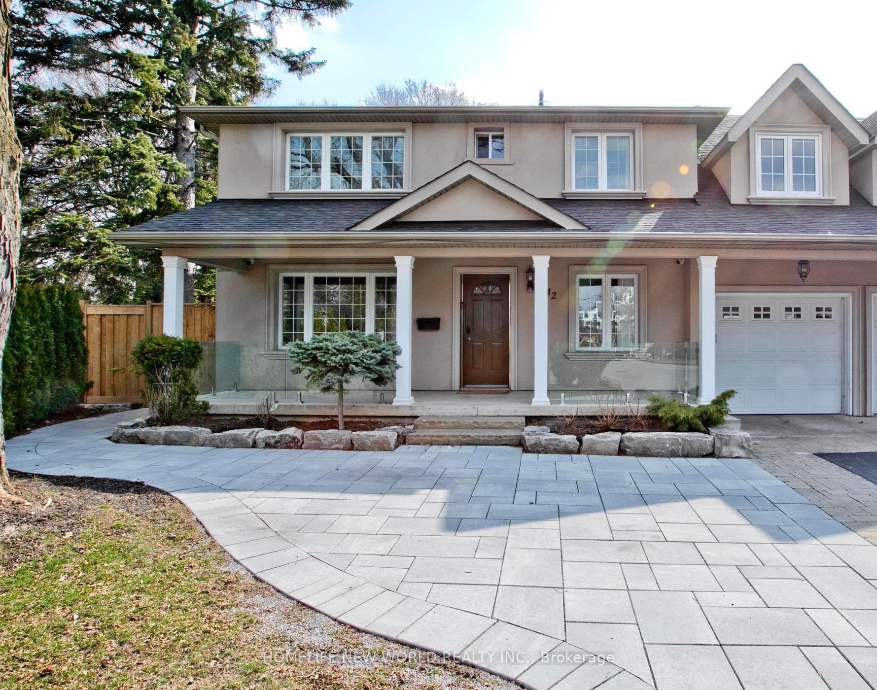 42 Kingland Crescent Unit A photo 3