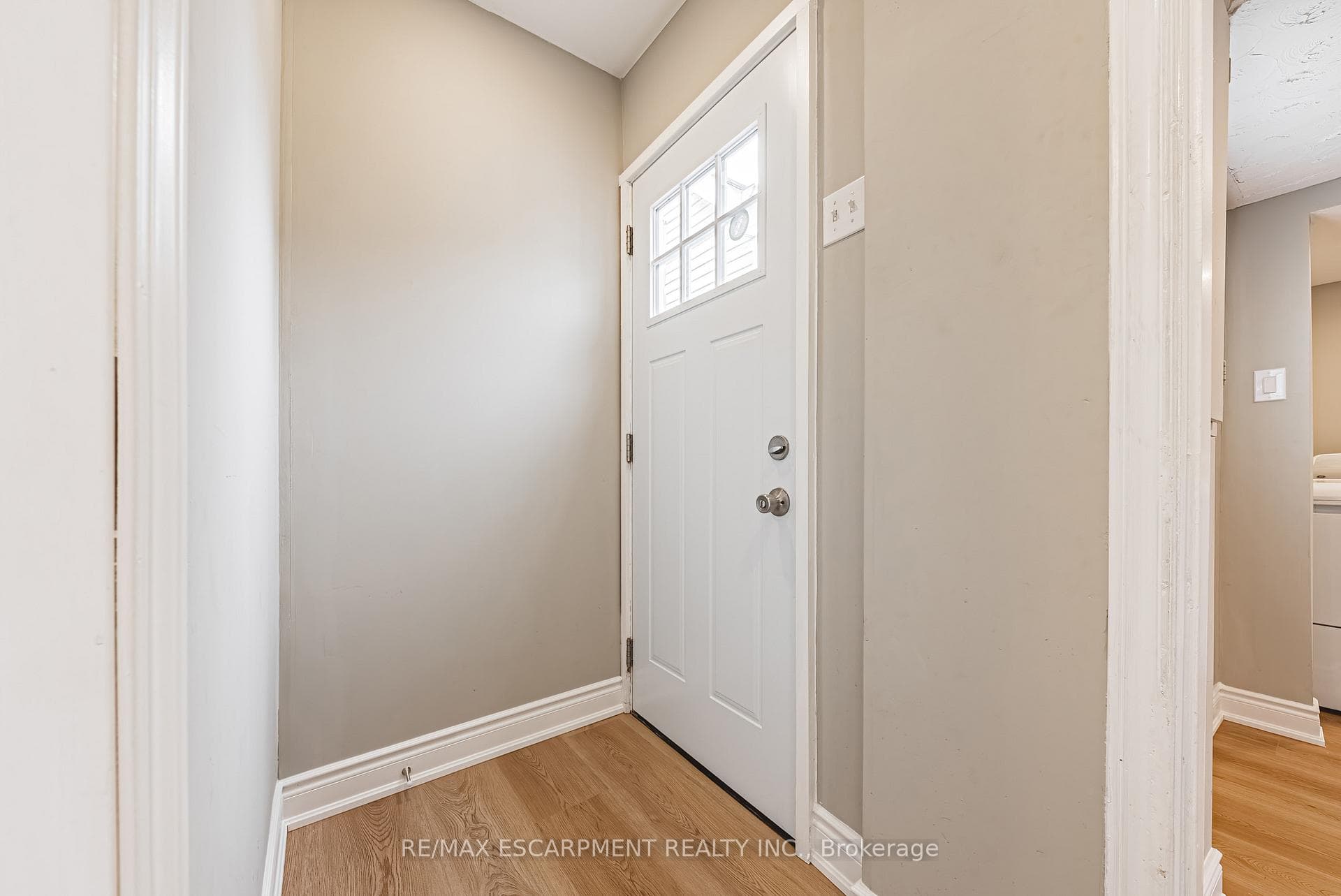 24 Rowanwood Street photo 19