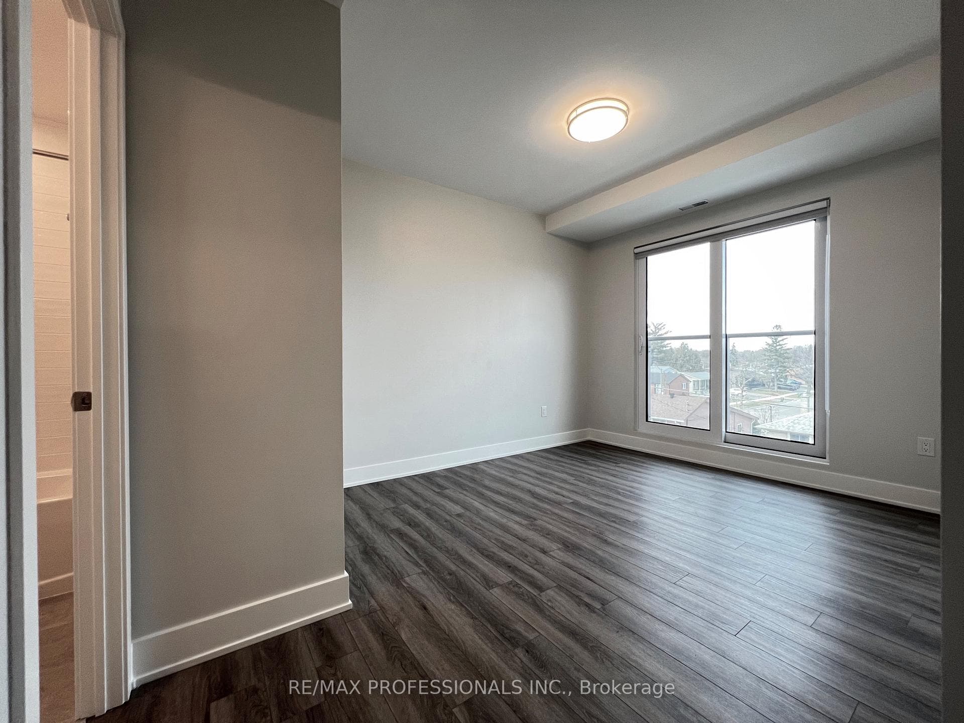 62 Dixfield Drive Unit 121 photo 15