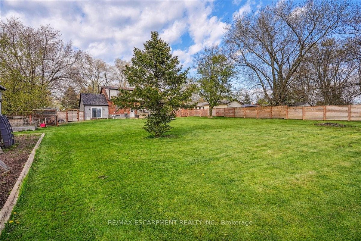 9221 Airport Road photo 31