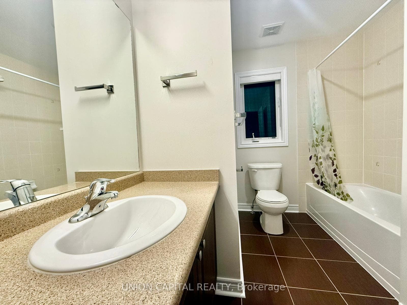 22 Frederick Stamm Crescent photo 24