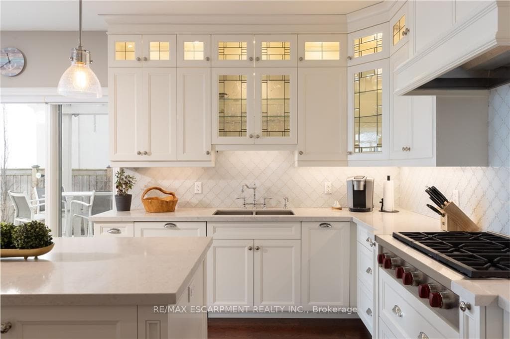 272 Cliffcrest Court photo 8