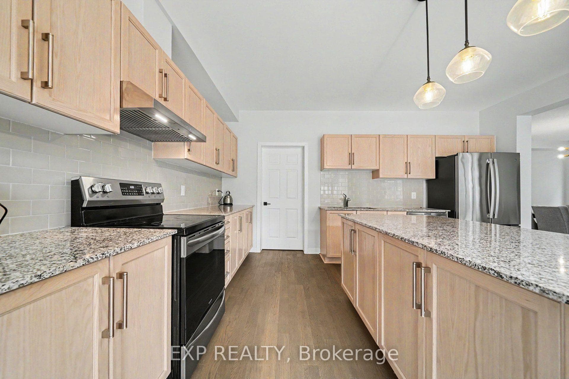 818 Crossgate Street photo 14