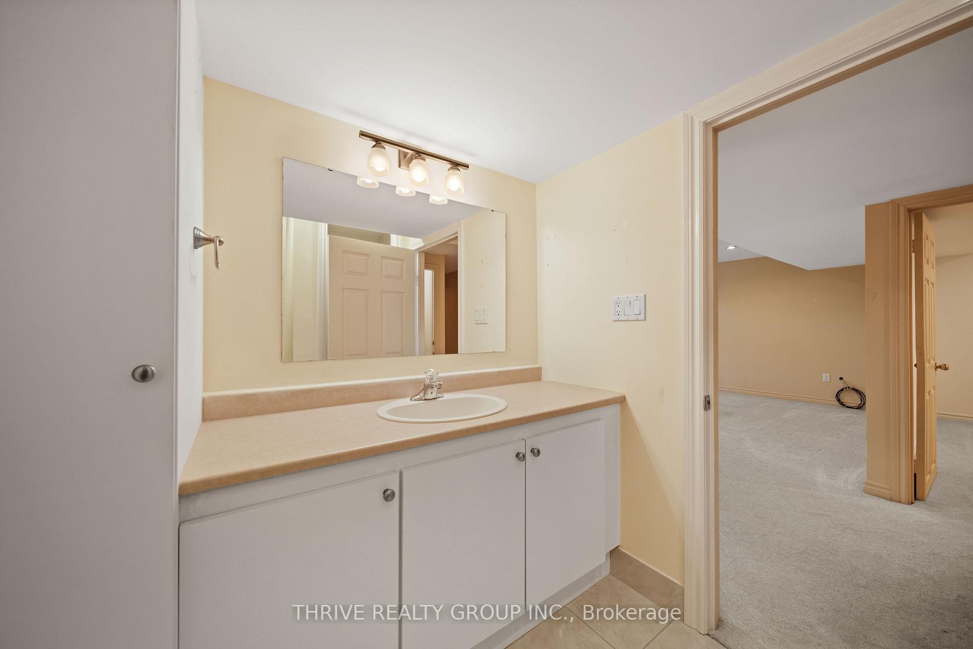 1574 Richmond Street Unit 3 photo 29