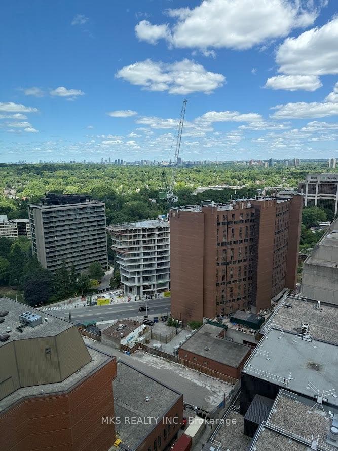771 Yonge Street Unit 2507 photo 16