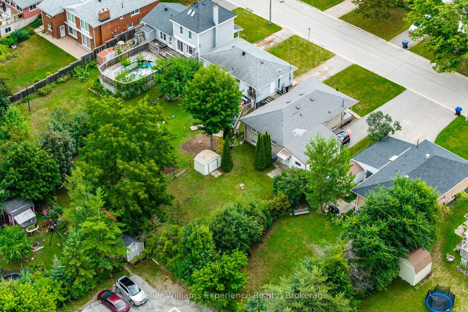 262 Ruby Street photo 22