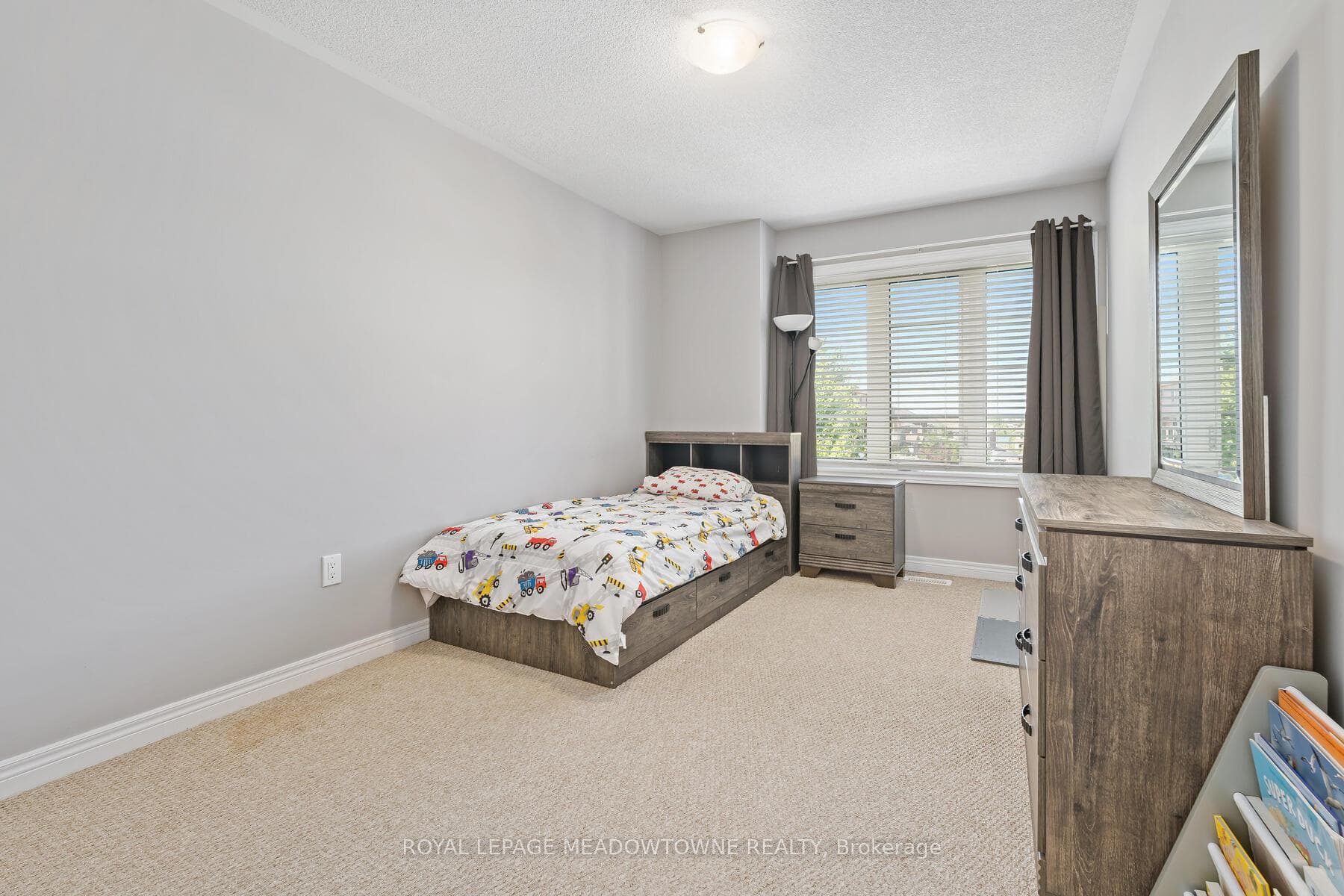 26 Sierra Crescent photo 35