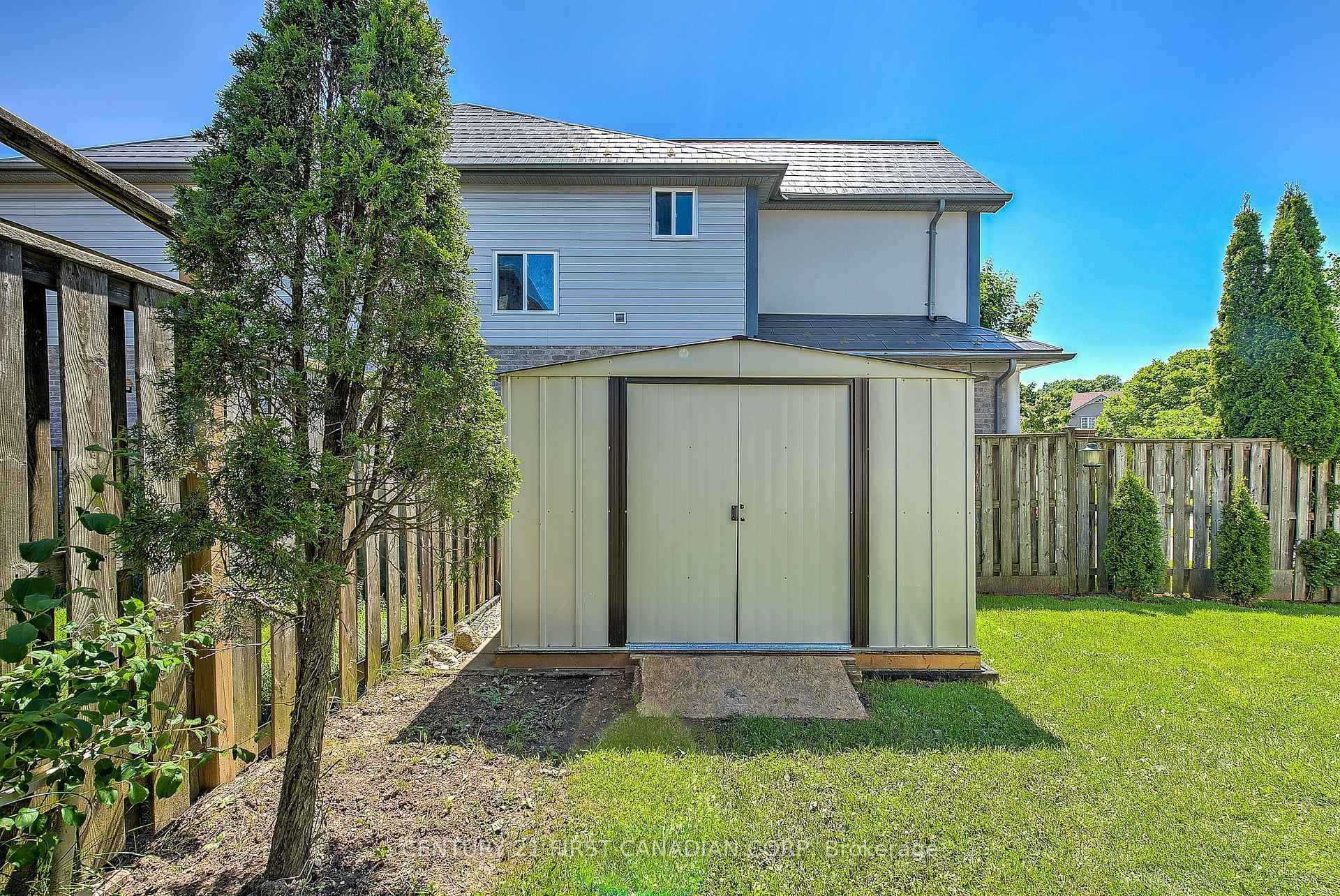 1385 BRAMBLEWOOD Street photo 38