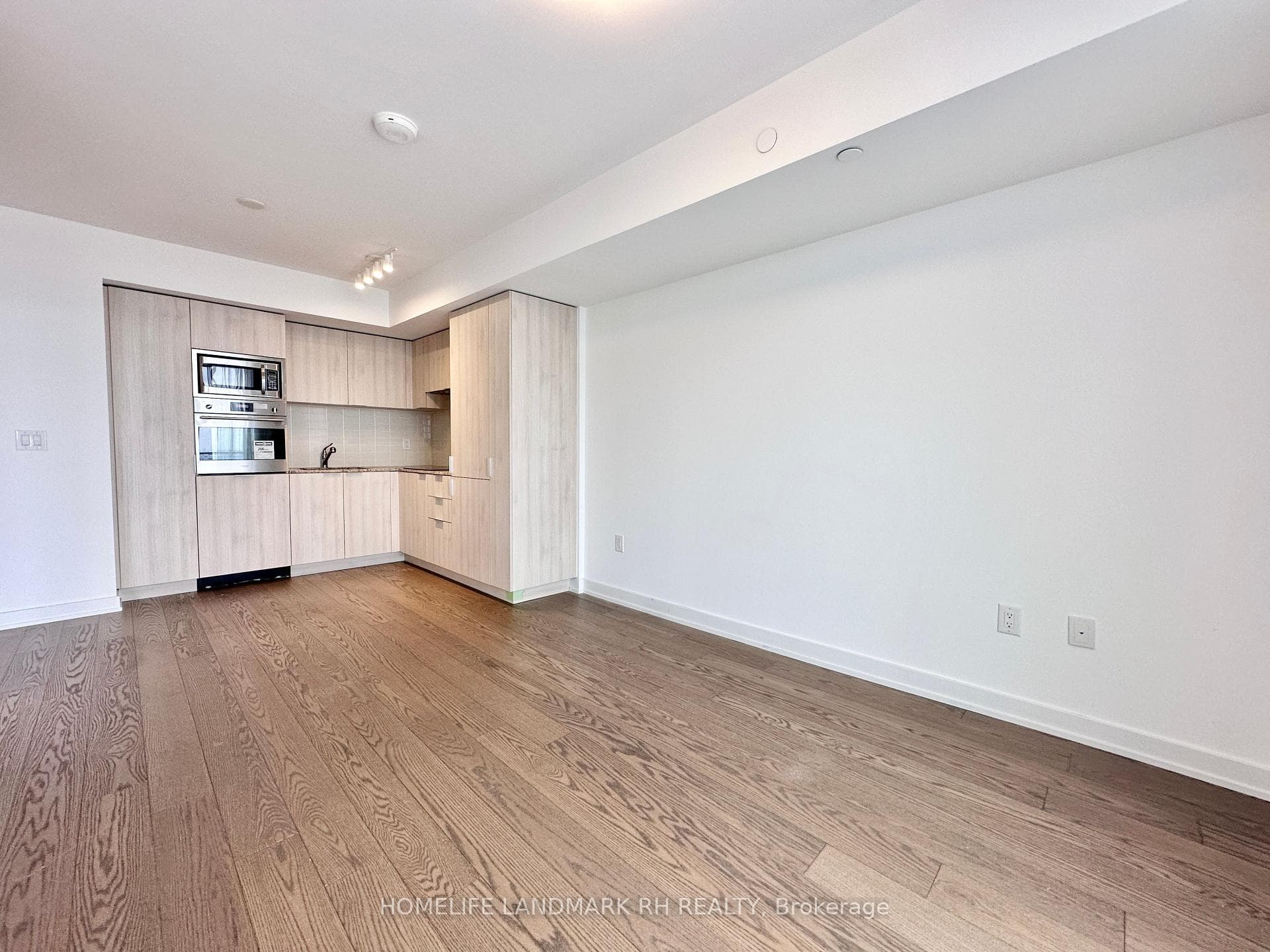 11 Wellesley Street Unit 4307 photo 5