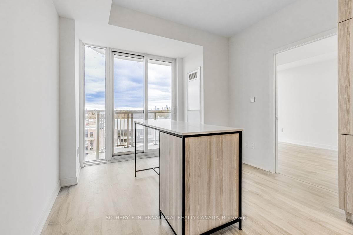 220 Missinnihe Way Unit 902 photo 14