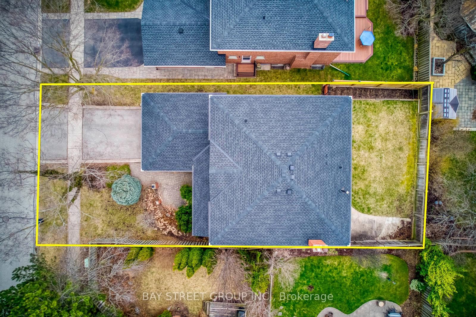 1152 Montrose Abbey Drive photo 39