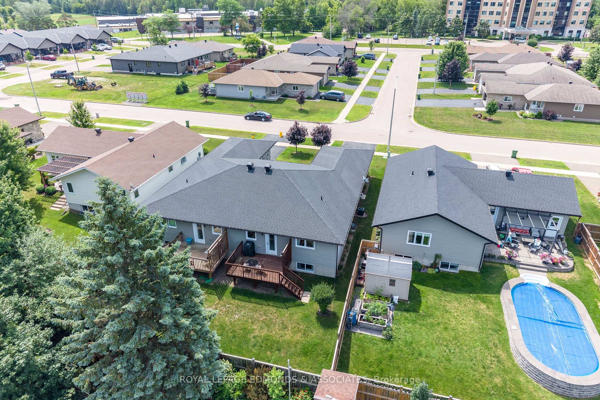 375 Patricia Avenue photo 33
