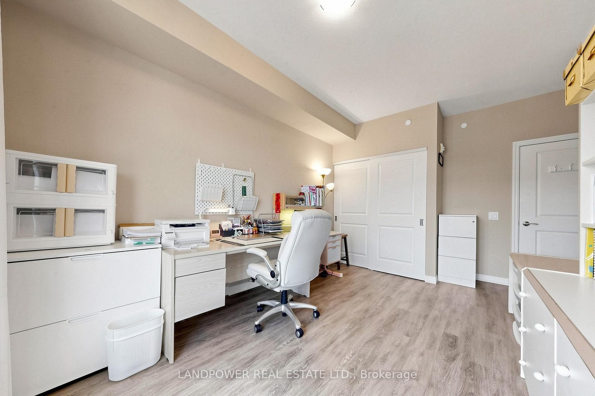 440 William Graham Drive Unit 503 photo 16